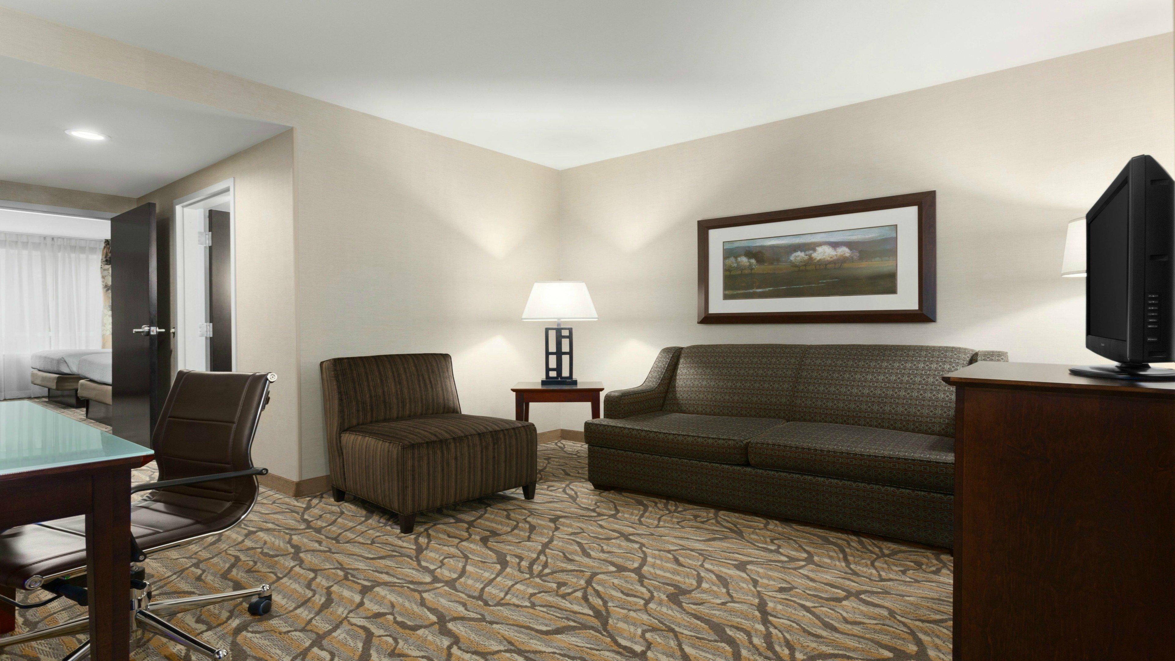 Holiday Inn Hotel & Suites Gateway, An Ihg Hotel Williamsburg Exterior foto