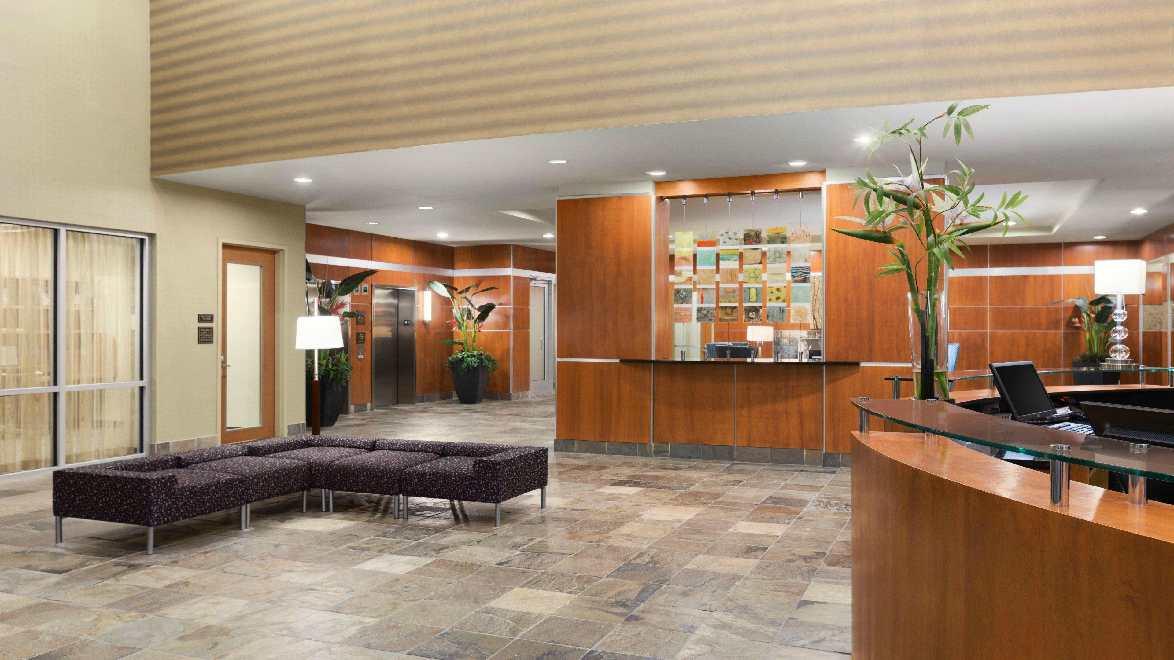 Holiday Inn Hotel & Suites Gateway By Ihg Williamsburg Exterior foto