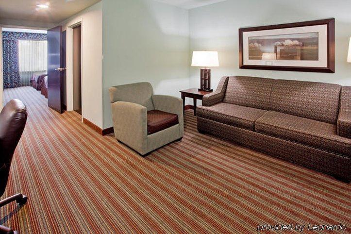 Holiday Inn Hotel & Suites Gateway By Ihg Williamsburg Exterior foto