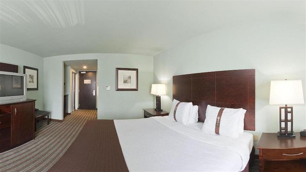 Holiday Inn Hotel & Suites Gateway By Ihg Williamsburg Exterior foto